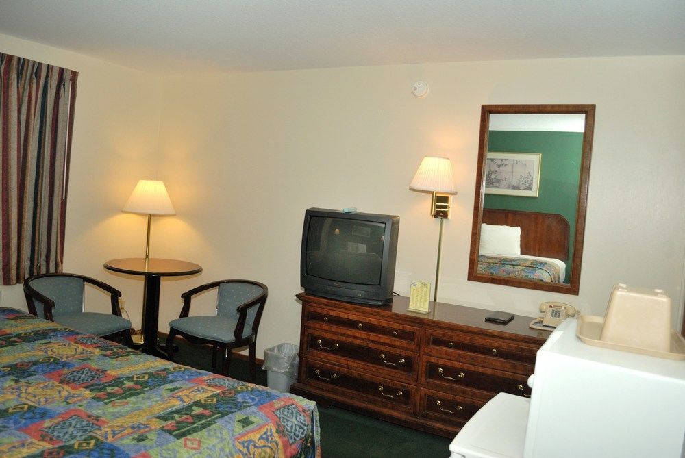 Royal Inn Hudson I-94 外观 照片