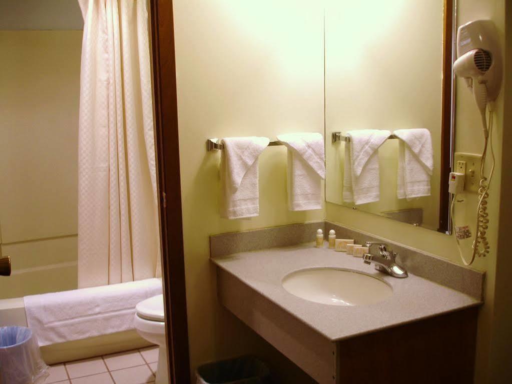 Royal Inn Hudson I-94 外观 照片